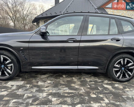 Черный БМВ iX3, объемом двигателя 0 л и пробегом 54 тыс. км за 39500 $, фото 19 на Automoto.ua