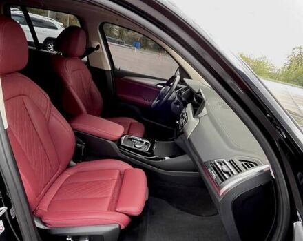 Черный БМВ iX3, объемом двигателя 0 л и пробегом 800 тыс. км за 42000 $, фото 6 на Automoto.ua