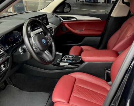 Черный БМВ iX3, объемом двигателя 0 л и пробегом 800 тыс. км за 42000 $, фото 7 на Automoto.ua