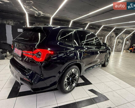 Черный БМВ iX3, объемом двигателя 0 л и пробегом 9 тыс. км за 42000 $, фото 8 на Automoto.ua