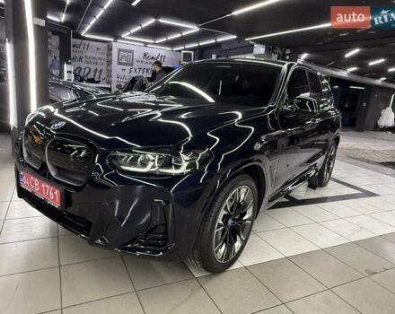Черный БМВ iX3, объемом двигателя 0 л и пробегом 9 тыс. км за 42000 $, фото 3 на Automoto.ua