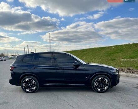 Черный БМВ iX3, объемом двигателя 0 л и пробегом 10 тыс. км за 40000 $, фото 8 на Automoto.ua