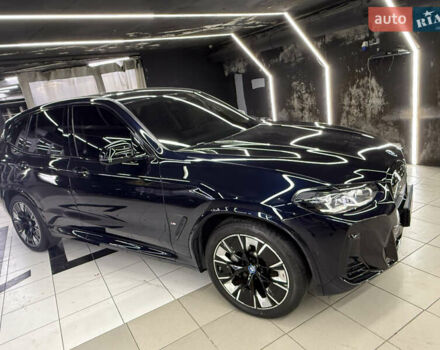 Черный БМВ iX3, объемом двигателя 0 л и пробегом 9 тыс. км за 42000 $, фото 20 на Automoto.ua