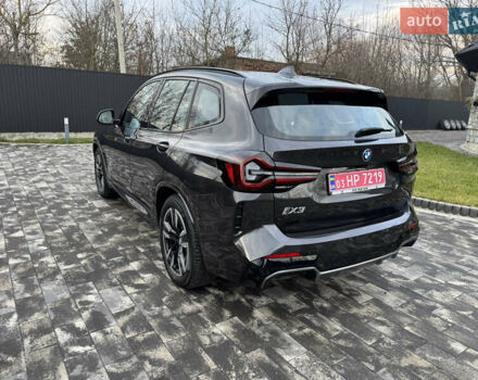 Черный БМВ iX3, объемом двигателя 0 л и пробегом 54 тыс. км за 39500 $, фото 15 на Automoto.ua