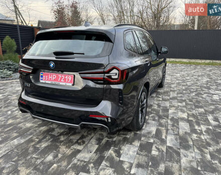 Черный БМВ iX3, объемом двигателя 0 л и пробегом 54 тыс. км за 39500 $, фото 21 на Automoto.ua