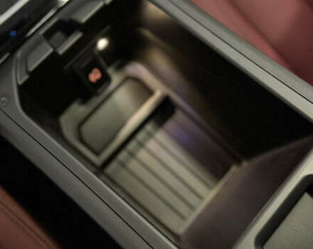 Черный БМВ iX3, объемом двигателя 0 л и пробегом 1 тыс. км за 45000 $, фото 13 на Automoto.ua