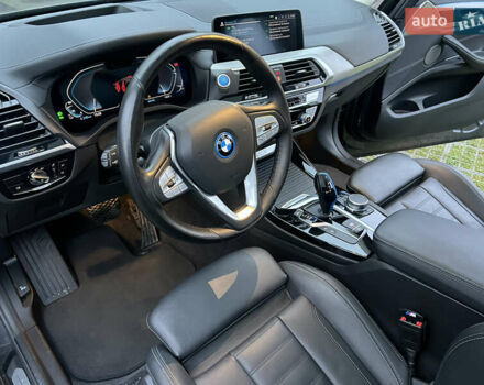 Сірий БМВ iX3, об'ємом двигуна 0 л та пробігом 88 тис. км за 33000 $, фото 4 на Automoto.ua