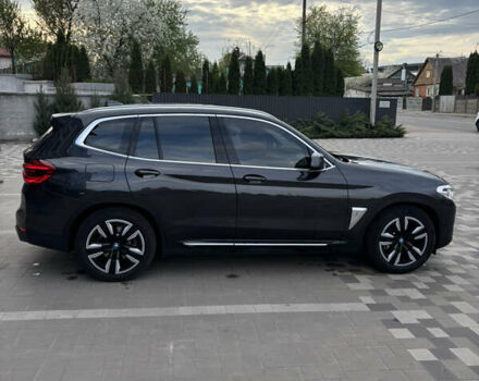 Серый БМВ iX3, объемом двигателя 0 л и пробегом 133 тыс. км за 38500 $, фото 18 на Automoto.ua