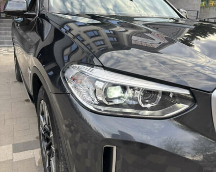 Серый БМВ iX3, объемом двигателя 0 л и пробегом 133 тыс. км за 35500 $, фото 20 на Automoto.ua