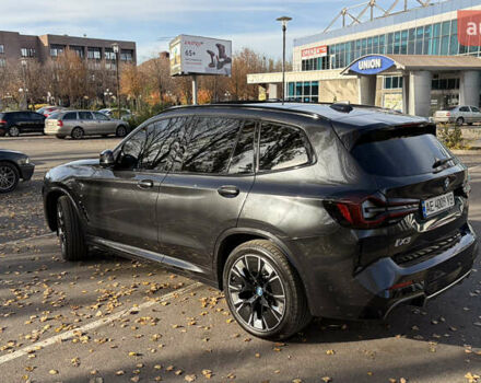 Серый БМВ iX3, объемом двигателя 0 л и пробегом 22 тыс. км за 49900 $, фото 5 на Automoto.ua