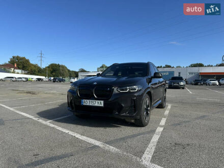 БМВ iX3 2023 в Ужгороде на Automoto.ua Серый БМВ iX3, объемом двигателя 0 л и пробегом 37 тыс. км за 40499 $, фото 1 на Automoto.ua