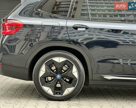 Синий БМВ iX3, объемом двигателя 0 л и пробегом 112 тыс. км за 33400 $, фото 32 на Automoto.ua