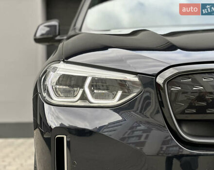 Синий БМВ iX3, объемом двигателя 0 л и пробегом 112 тыс. км за 33400 $, фото 40 на Automoto.ua