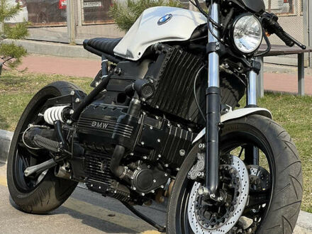 Белый БМВ K 1100LT, объемом двигателя 1.1 л и пробегом 1 тыс. км за 8000 $, фото 1 на Automoto.ua