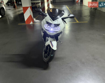 Белый БМВ K 1300R, объемом двигателя 1.5 л и пробегом 24 тыс. км за 9200 $, фото 7 на Automoto.ua