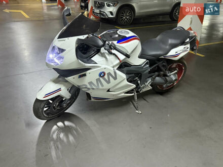 БМВ K 1300R 2009 в Одессе на Automoto.ua Белый БМВ K 1300R, объемом двигателя 1.5 л и пробегом 24 тыс. км за 9200 $, фото 1 на Automoto.ua