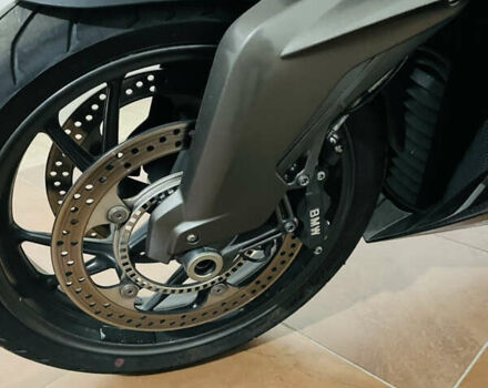 Серый БМВ K 1300R, объемом двигателя 1.3 л и пробегом 53 тыс. км за 10800 $, фото 5 на Automoto.ua