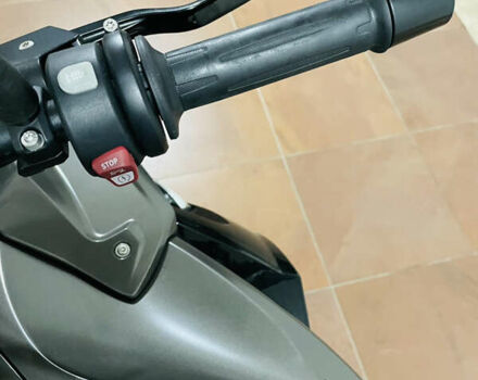 Серый БМВ K 1300R, объемом двигателя 1.3 л и пробегом 53 тыс. км за 10800 $, фото 17 на Automoto.ua