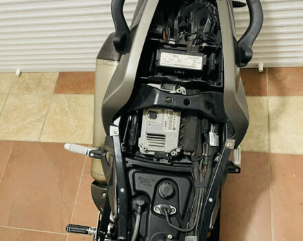 Серый БМВ K 1300R, объемом двигателя 1.3 л и пробегом 53 тыс. км за 10800 $, фото 37 на Automoto.ua