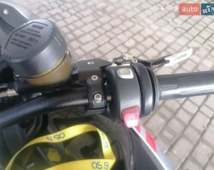 Чорний БМВ K 1300S, об'ємом двигуна 1.3 л та пробігом 78 тис. км за 10500 $, фото 14 на Automoto.ua