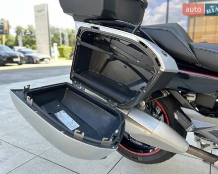 Черный БМВ K 1600GT, объемом двигателя 1.65 л и пробегом 33 тыс. км за 18800 $, фото 24 на Automoto.ua