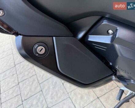 Черный БМВ K 1600GT, объемом двигателя 1.6 л и пробегом 2 тыс. км за 34900 $, фото 30 на Automoto.ua