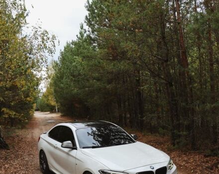 Білий БМВ m240i, об'ємом двигуна 3 л та пробігом 103 тис. км за 26700 $, фото 1 на Automoto.ua