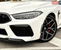 Белый БМВ M8 Gran Coupe, объемом двигателя 4.39 л и пробегом 44 тыс. км за 99500 $, фото 6 на Automoto.ua