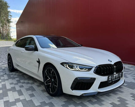 Белый БМВ M8 Gran Coupe, объемом двигателя 4.39 л и пробегом 10 тыс. км за 135000 $, фото 18 на Automoto.ua
