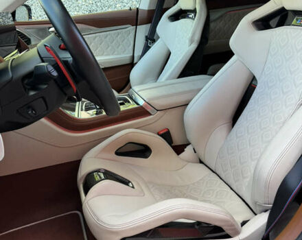 Белый БМВ M8 Gran Coupe, объемом двигателя 4.39 л и пробегом 10 тыс. км за 135000 $, фото 2 на Automoto.ua