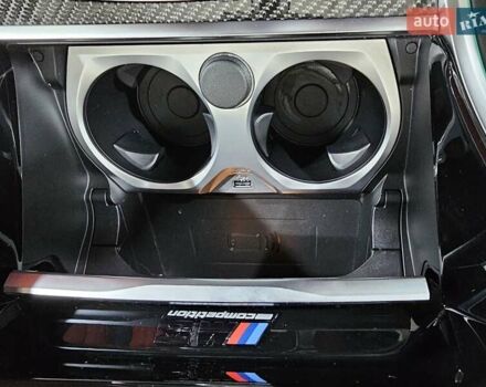 Белый БМВ M8 Gran Coupe, объемом двигателя 4.39 л и пробегом 31 тыс. км за 144999 $, фото 35 на Automoto.ua