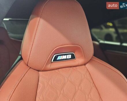 Белый БМВ M8 Gran Coupe, объемом двигателя 4.39 л и пробегом 31 тыс. км за 144999 $, фото 26 на Automoto.ua