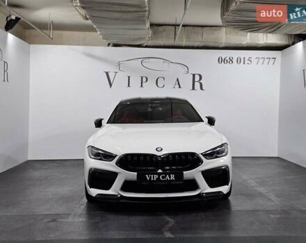 Белый БМВ M8 Gran Coupe, объемом двигателя 4.39 л и пробегом 31 тыс. км за 144999 $, фото 2 на Automoto.ua