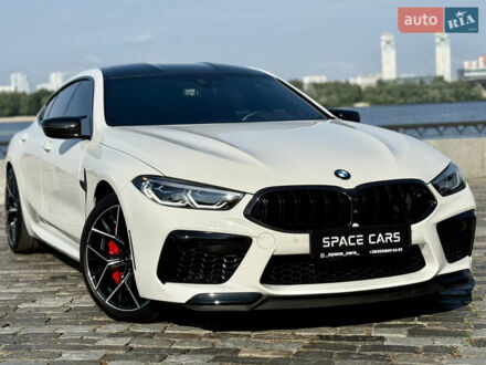 БМВ M8 Gran Coupe 2021 у Києві на Automoto.ua Білий БМВ M8 Gran Coupe, об'ємом двигуна 4.4 л та пробігом 44 тис. км за 95000 $, фото 1 на Automoto.ua