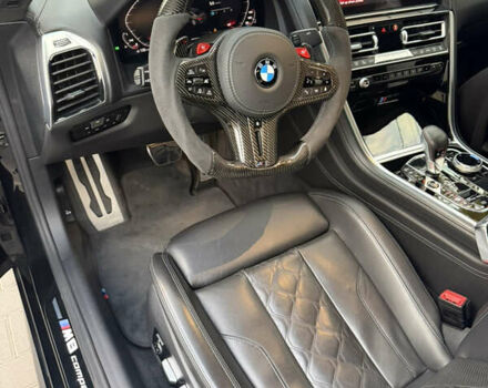Черный БМВ M8 Gran Coupe, объемом двигателя 4.4 л и пробегом 80 тыс. км за 83000 $, фото 9 на Automoto.ua