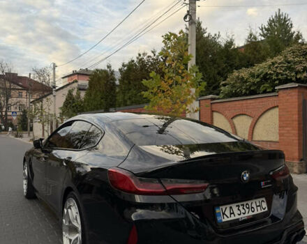 Черный БМВ M8 Gran Coupe, объемом двигателя 4.4 л и пробегом 80 тыс. км за 83000 $, фото 4 на Automoto.ua