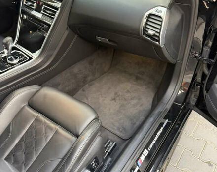 Черный БМВ M8 Gran Coupe, объемом двигателя 4.4 л и пробегом 80 тыс. км за 83000 $, фото 15 на Automoto.ua