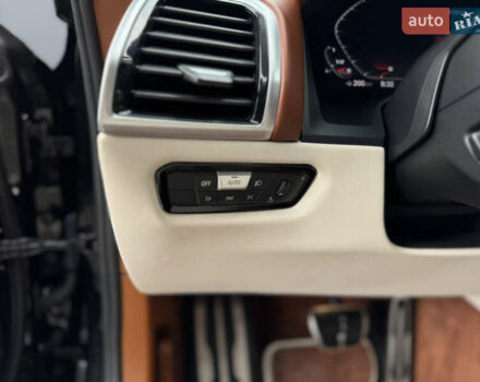 Черный БМВ M8 Gran Coupe, объемом двигателя 4.4 л и пробегом 130 тыс. км за 80999 $, фото 29 на Automoto.ua