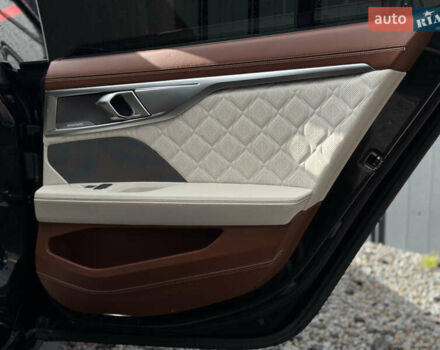 Черный БМВ M8 Gran Coupe, объемом двигателя 4.4 л и пробегом 130 тыс. км за 80999 $, фото 40 на Automoto.ua