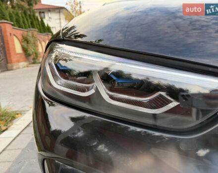 Черный БМВ M8 Gran Coupe, объемом двигателя 4.4 л и пробегом 80 тыс. км за 83000 $, фото 21 на Automoto.ua