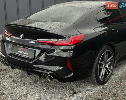 Черный БМВ M8 Gran Coupe, объемом двигателя 4.4 л и пробегом 130 тыс. км за 80999 $, фото 12 на Automoto.ua
