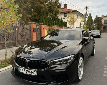 Черный БМВ M8 Gran Coupe, объемом двигателя 4.4 л и пробегом 80 тыс. км за 83000 $, фото 2 на Automoto.ua