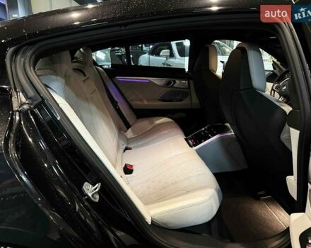 Черный БМВ M8 Gran Coupe, объемом двигателя 4.4 л и пробегом 29 тыс. км за 107000 $, фото 37 на Automoto.ua