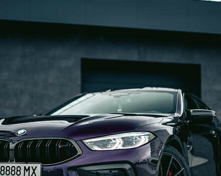 Фіолетовий БМВ M8 Gran Coupe, об'ємом двигуна 4.4 л та пробігом 26 тис. км за 127000 $, фото 1 на Automoto.ua