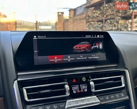 Красный БМВ M8 Gran Coupe, объемом двигателя 4.39 л и пробегом 42 тыс. км за 83500 $, фото 23 на Automoto.ua