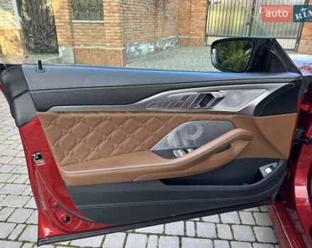Красный БМВ M8 Gran Coupe, объемом двигателя 4.39 л и пробегом 42 тыс. км за 83500 $, фото 14 на Automoto.ua
