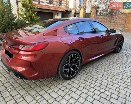 Красный БМВ M8 Gran Coupe, объемом двигателя 4.39 л и пробегом 42 тыс. км за 83500 $, фото 6 на Automoto.ua