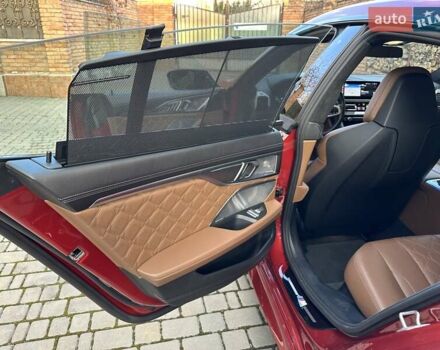 Красный БМВ M8 Gran Coupe, объемом двигателя 4.39 л и пробегом 42 тыс. км за 83500 $, фото 13 на Automoto.ua