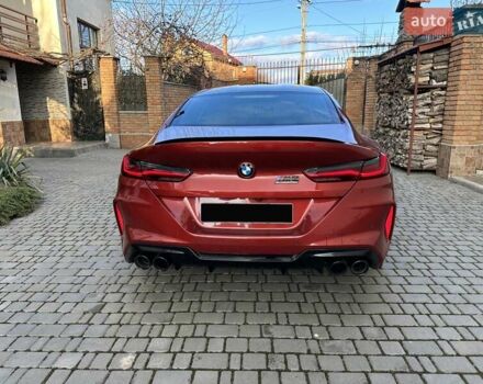 Красный БМВ M8 Gran Coupe, объемом двигателя 4.39 л и пробегом 42 тыс. км за 83500 $, фото 5 на Automoto.ua