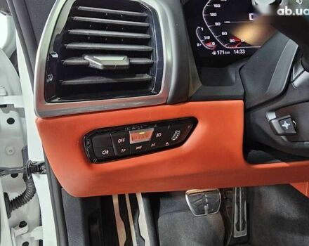 БМВ M8 Gran Coupe, объемом двигателя 4.4 л и пробегом 31 тыс. км за 143999 $, фото 29 на Automoto.ua